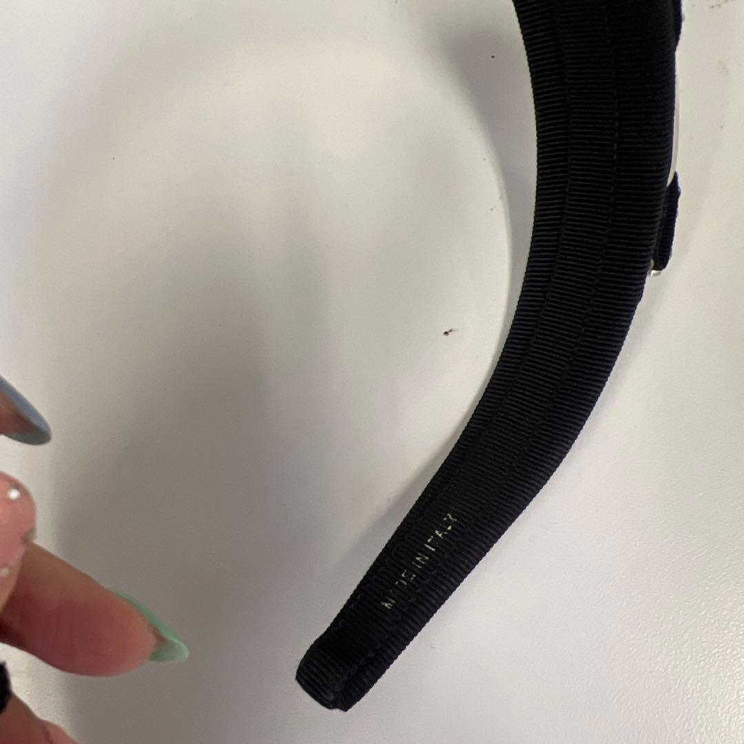 ビジュー付きフェラガモカチューシャ