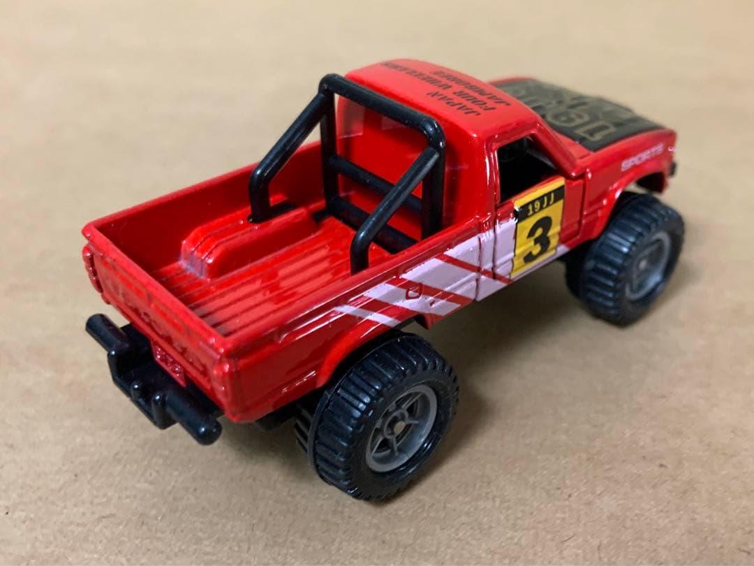 赤箱　トミカ61　JJクラブ特注　トヨタ ハイラックス ビッグフット　日本製