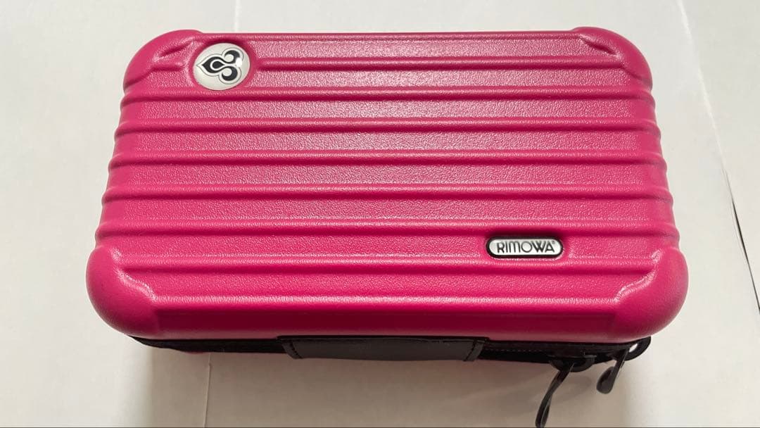 【未使用新品】中身未開封⚫︎RIMOWA ピンク トラベルポーチ