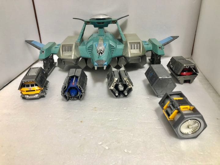 ウルトラマンガイア　ＸＩＧ　メカとエンブレムまとめてセット‼️