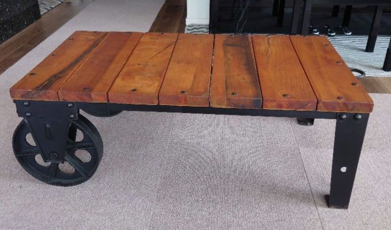 ジャーナルスタンダードファーニチャー　BRUGES DOLLY TABLE