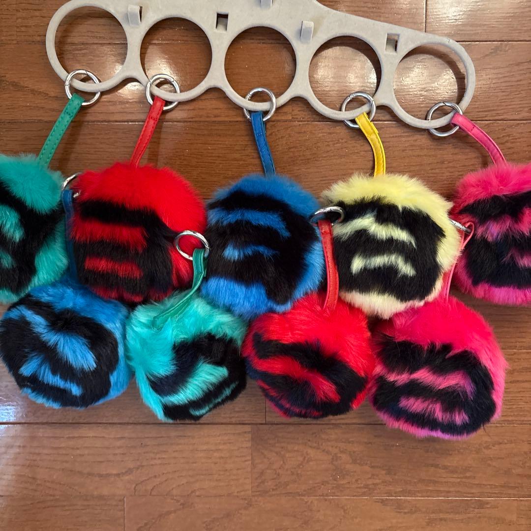 BIGBANG カラフルファーキーホルダー 全色 9個セット