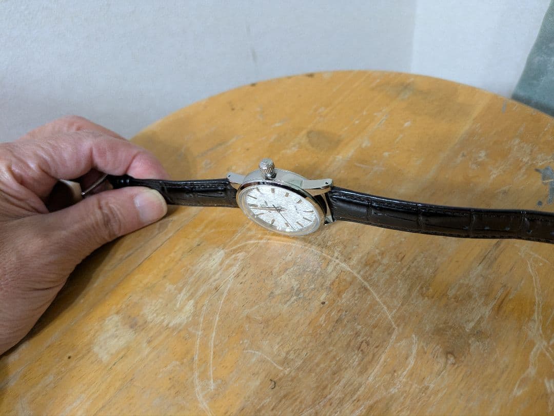 自動巻きアナログ腕時計 シルバー文字盤