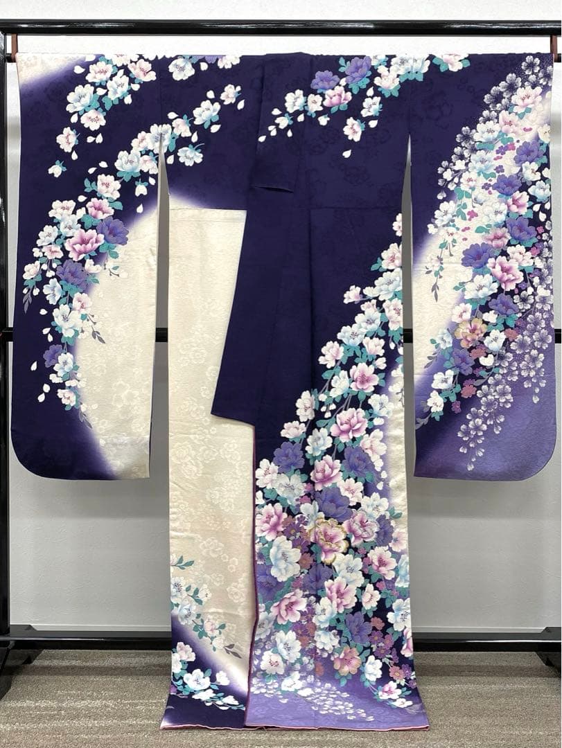 振袖 桂由美 豪華 型友禅 刺繍 金彩 紋意匠 褄下挟み比翼付き 身丈178cm