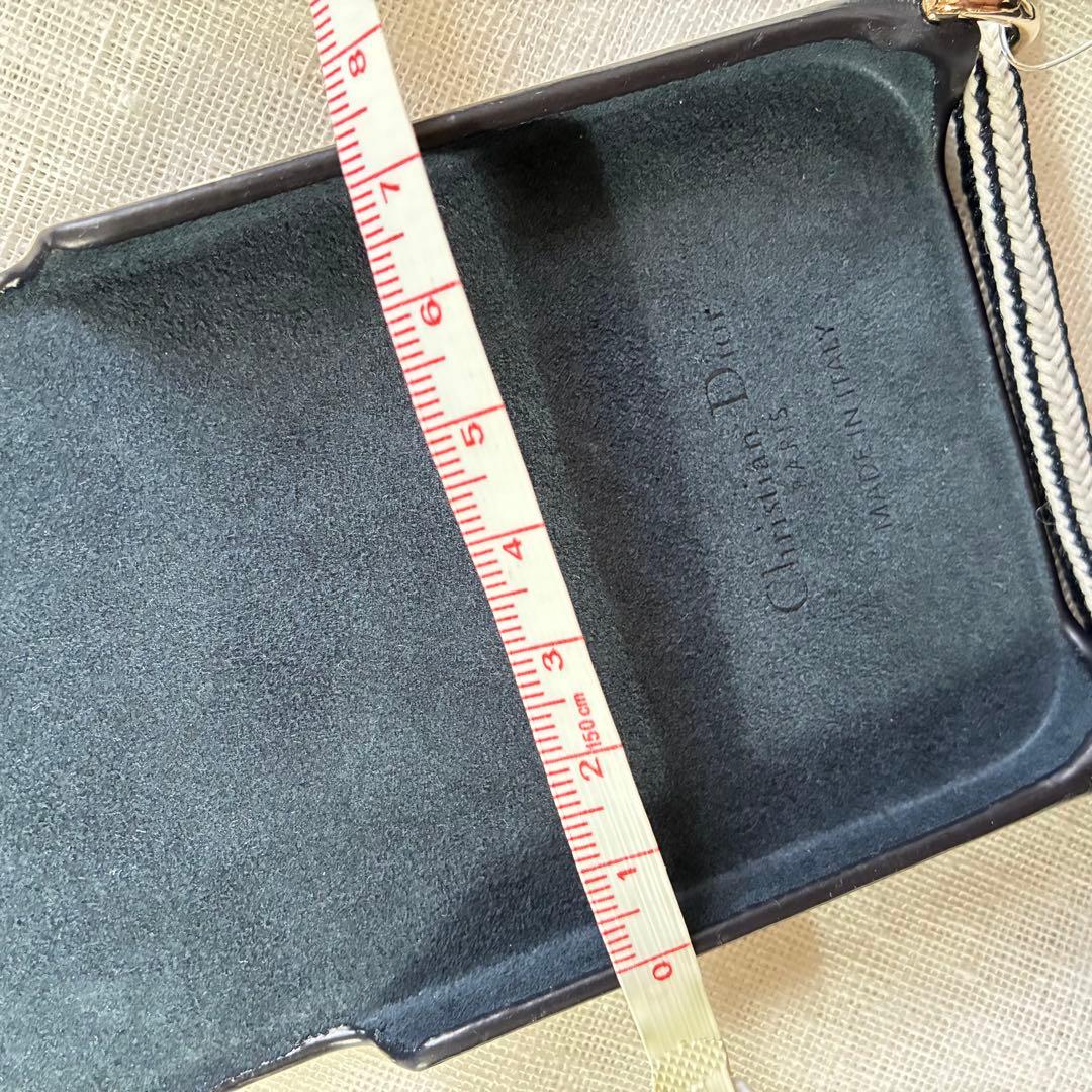 CHRISTIAN DIOR ストラップ付きiPhoneケース iPhone15