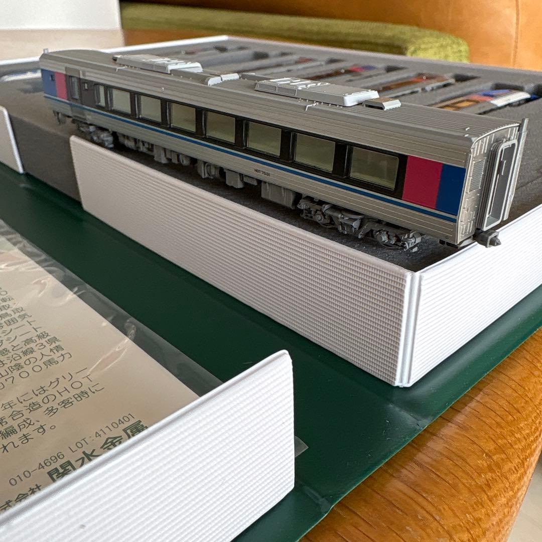 【新同】KATO 10-1693 智頭急行HOT7000系スーパーはくと6両13