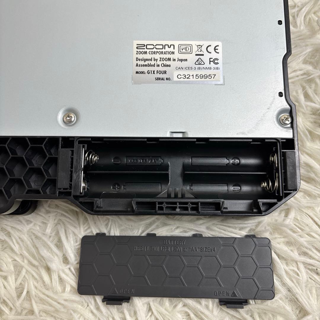 美品✨　ZOOM G1X FOUR ズーム ギター マルチエフェクター