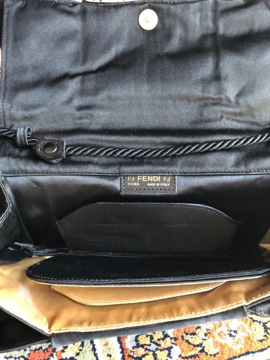 FENDI フェンデイ　サテンバッグ
