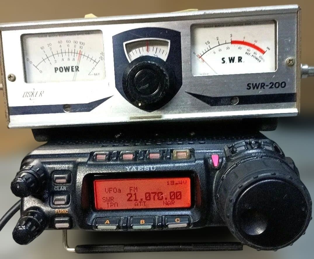 カ*ン様 YAESU FT-857 技適02KN333 100W FT8できまし