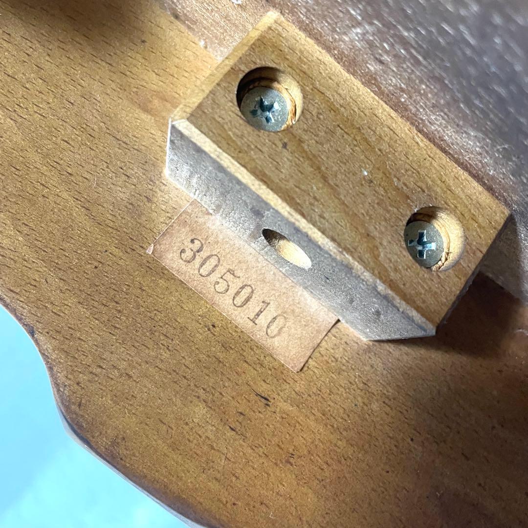 カリモク　ドマーニシリーズ　GMGH520○ / ルイ15世 丸型サイドテーブル