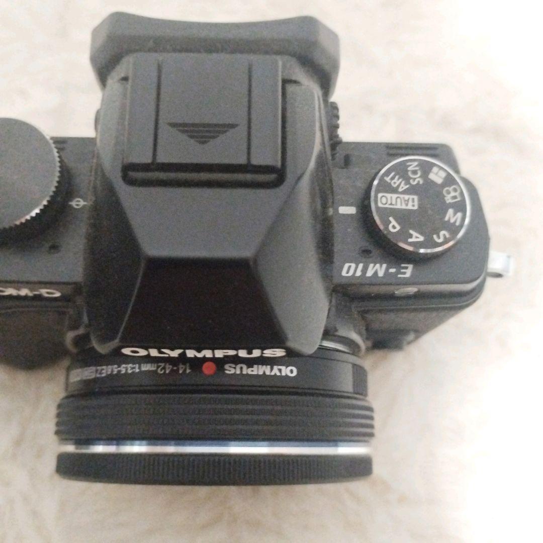 OLYMPUS OM-D デジタル一眼レフカメラ