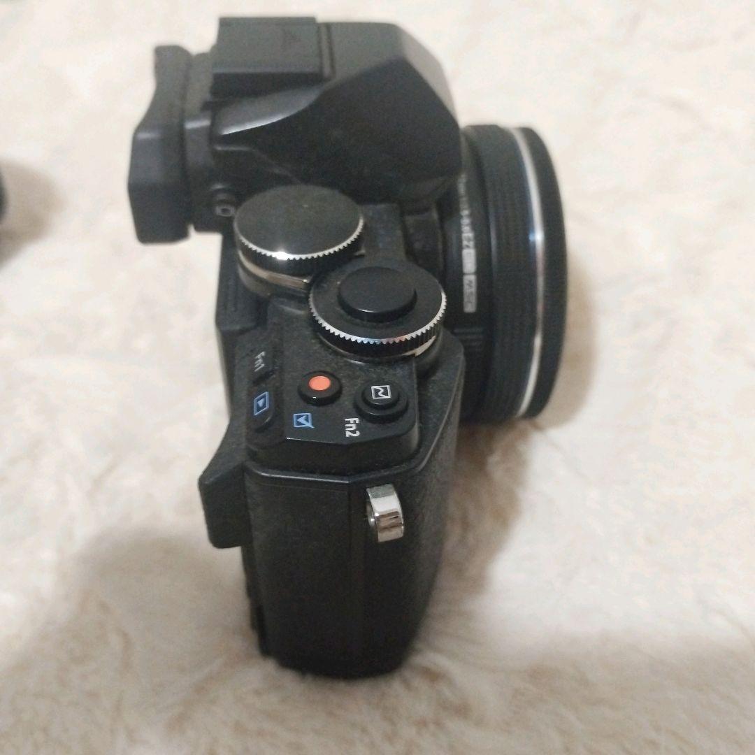 OLYMPUS OM-D デジタル一眼レフカメラ