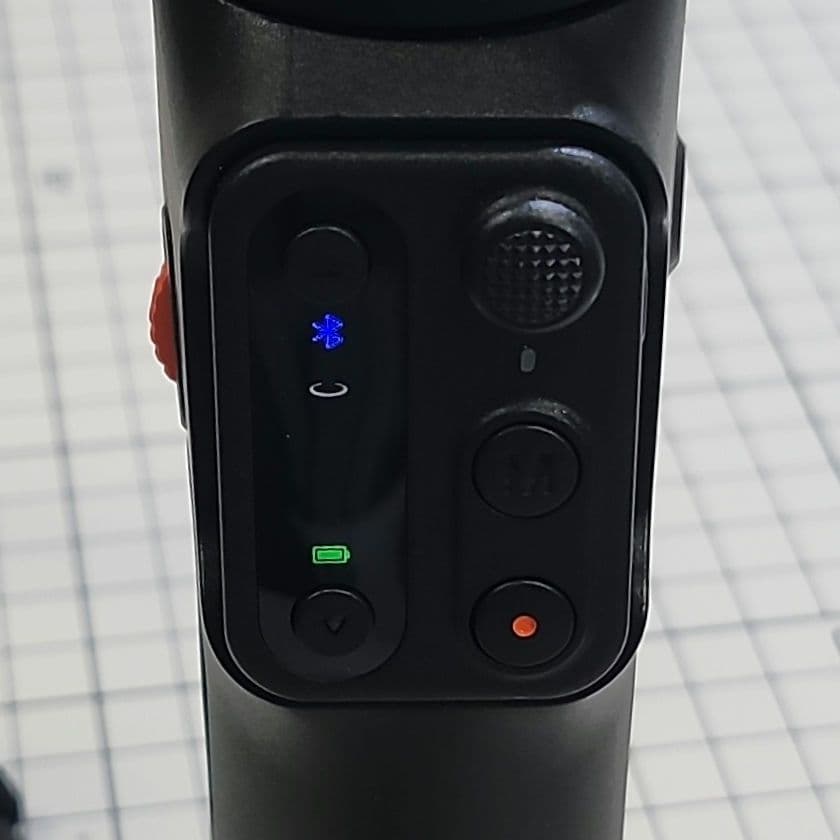 hohem iSteady V3 スマートフォンジンバル