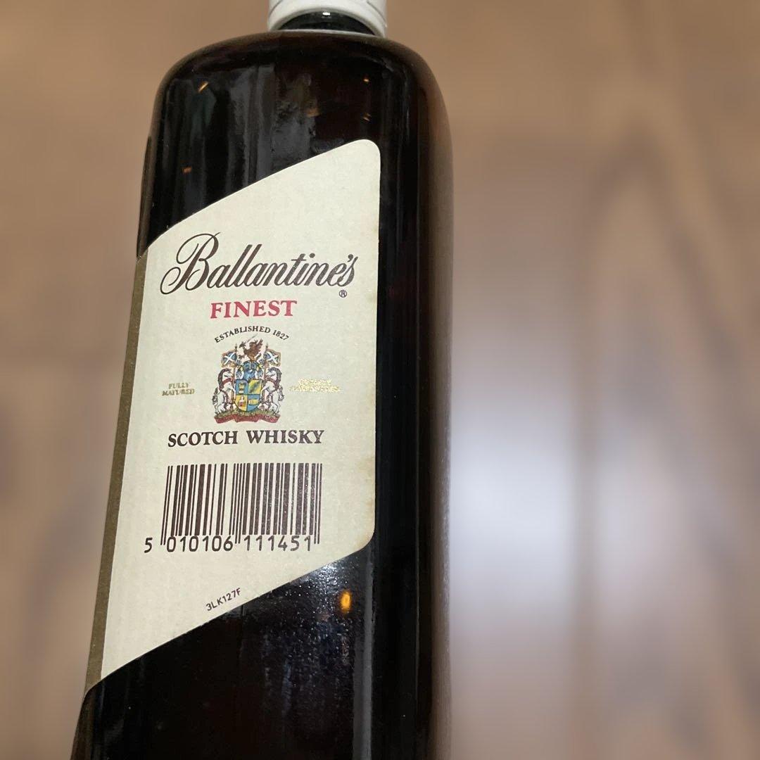 バランタイン　ファイネスト 赤青紋章 760ml 43% 未開栓 古酒　スコッチ