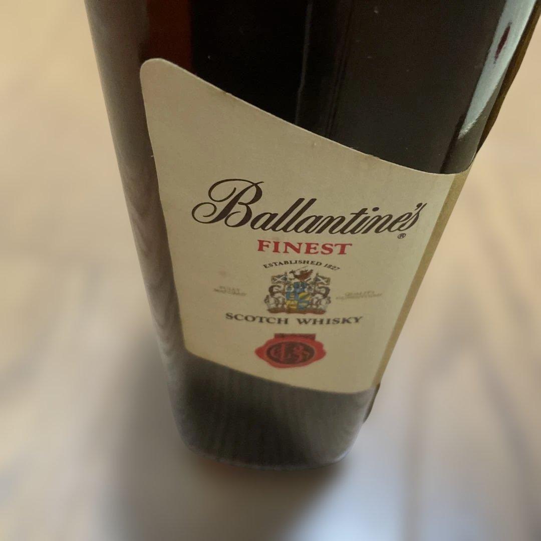 バランタイン　ファイネスト 赤青紋章 760ml 43% 未開栓 古酒　スコッチ