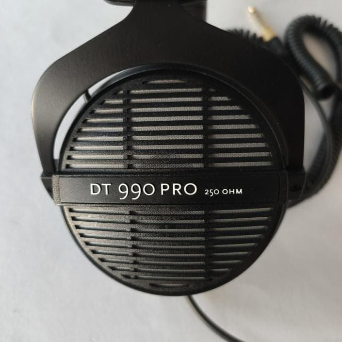 【ヘッドホン】beyerdynamic / DT990PRO 250Ω