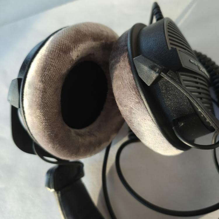 【ヘッドホン】beyerdynamic / DT990PRO 250Ω