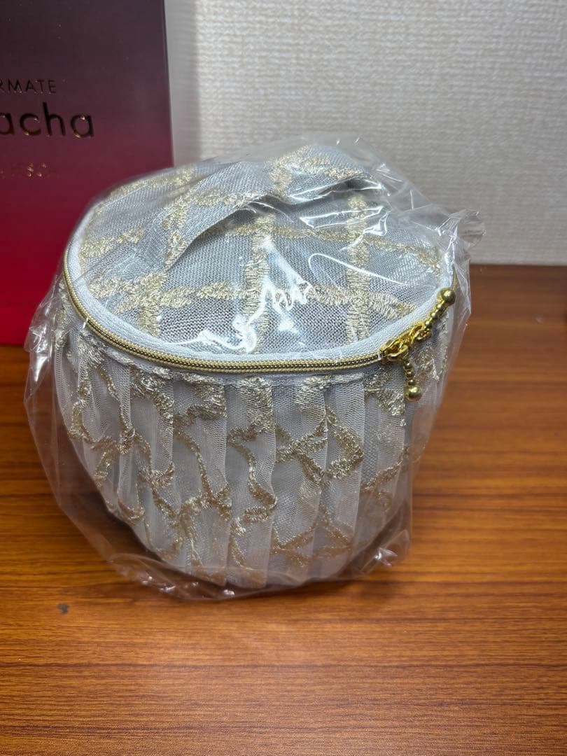 新品未使用　チャチャ　ショート　ソフトブラック