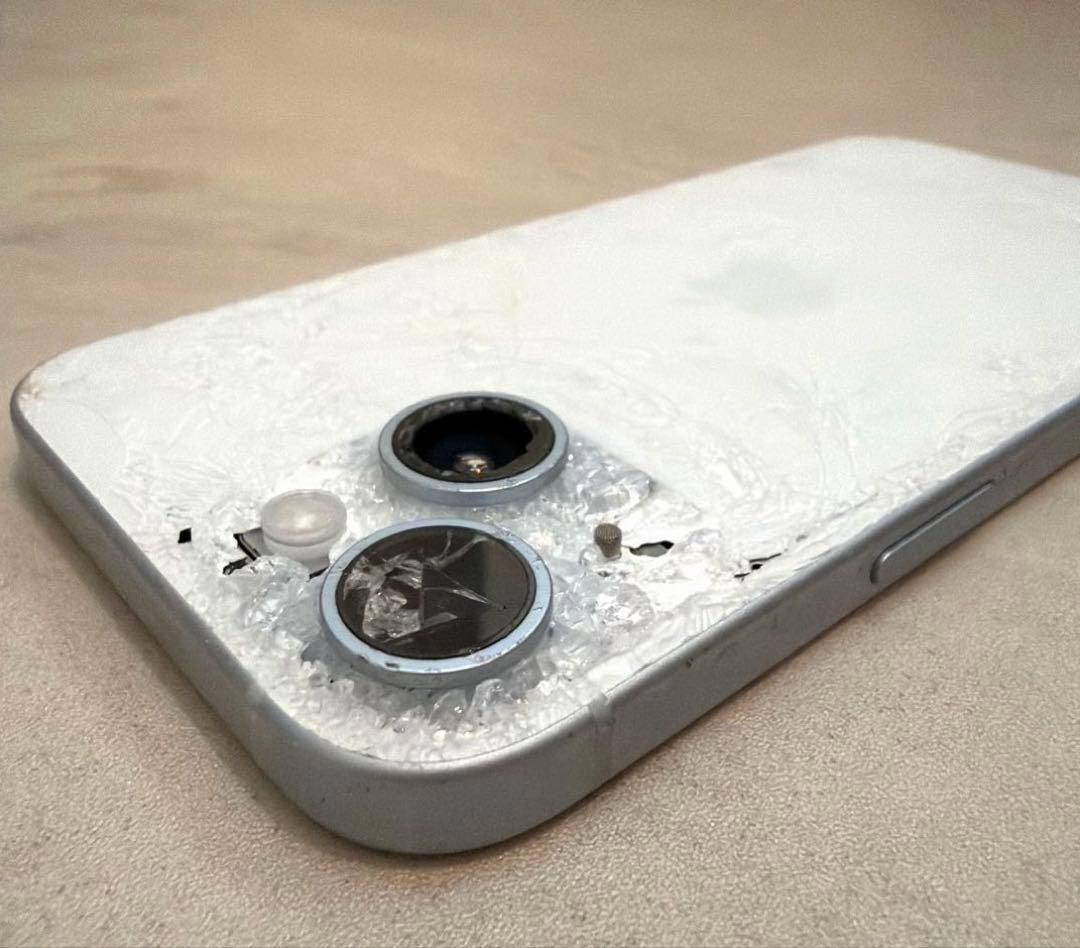 iPhone 15 128GB ジャンク SIMフリー