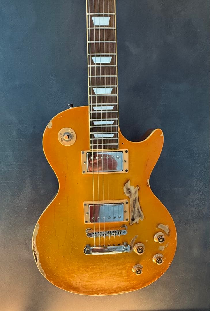 レスポールタイプ　エイジド エレキギター