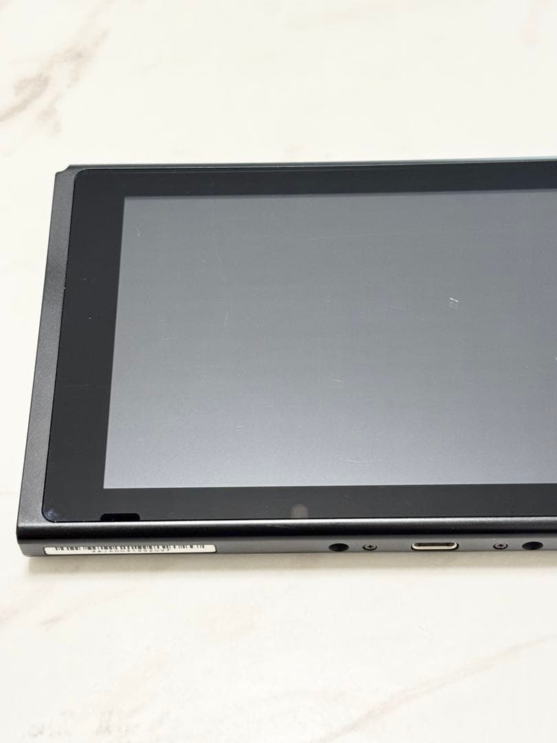 2017年度　Nintendo Switch ニンテンドー　スイッチ　本体のみ