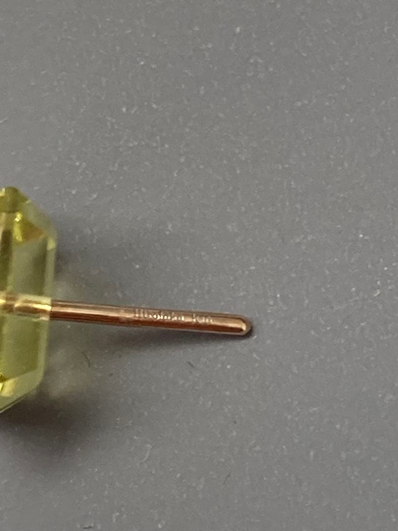 美品hirotaka ヒロタカ　スクエア ストーン ピアス / レモンクオーツ