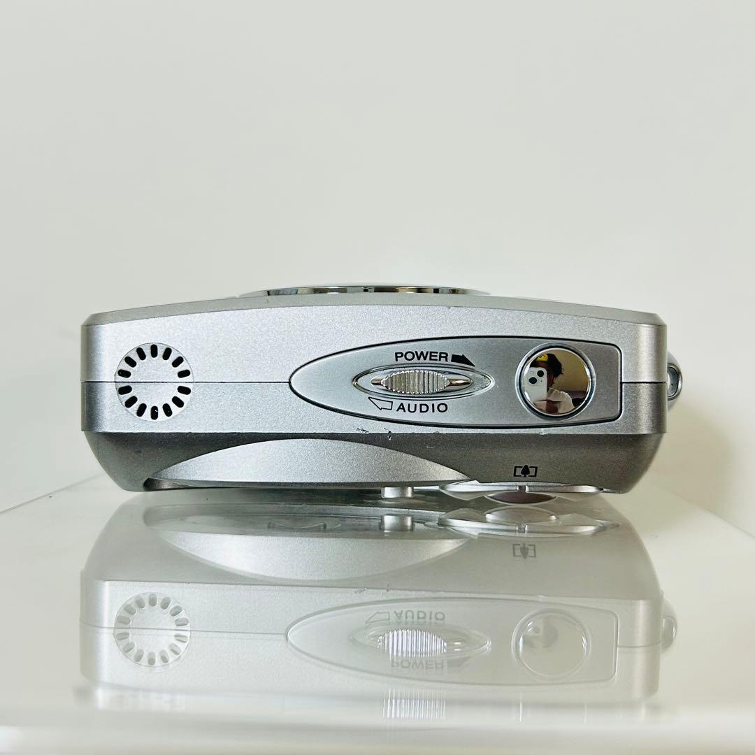 【動作品】 【外観美品】FUJIFILM FINEPIX 30i シルバー