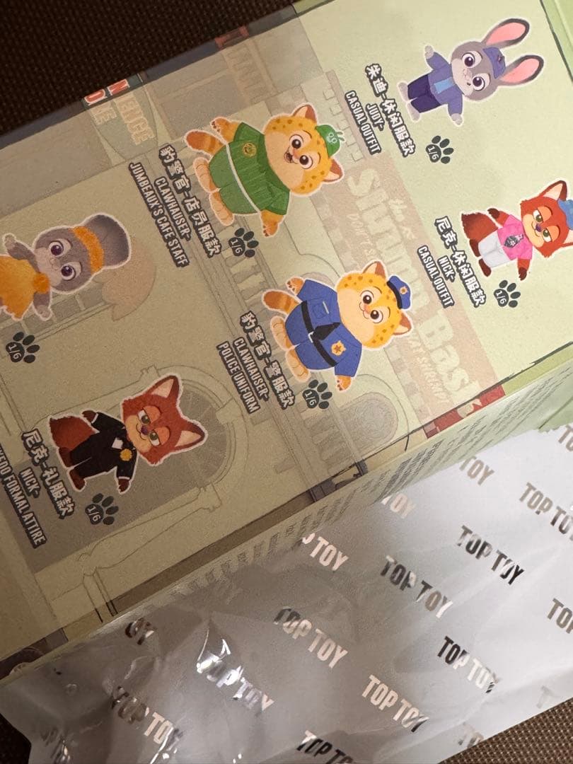 TOPTOY ズートピア2 ニック　ジュディ　変装私服セット