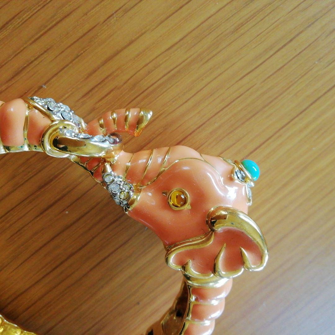 ケネスジェイレーン　バングル　ブレスレット　エレファント　サンゴ