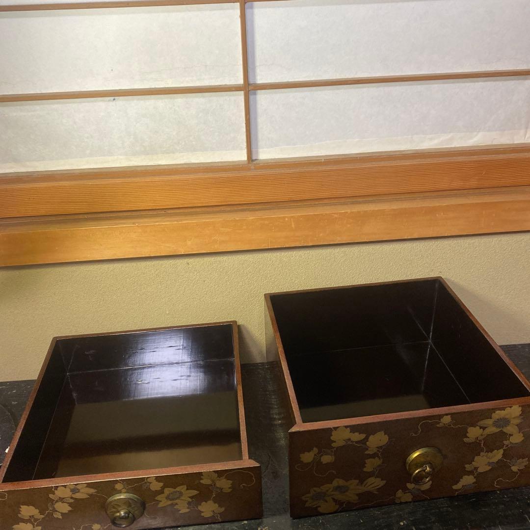 蒔絵梨地金蘭手華文引出し箱