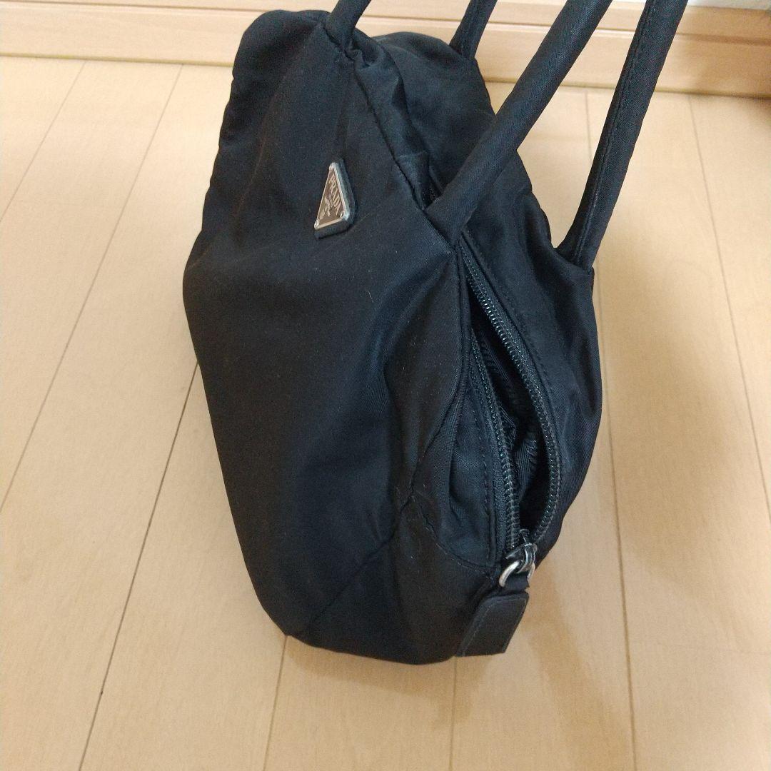 PRADA ブラック ハンドバッグ