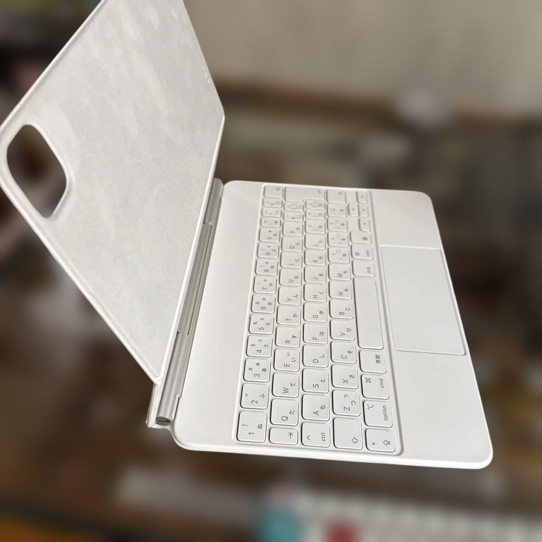 極美品 iPad Magic Keyboard A2261 MJQJ3J/A