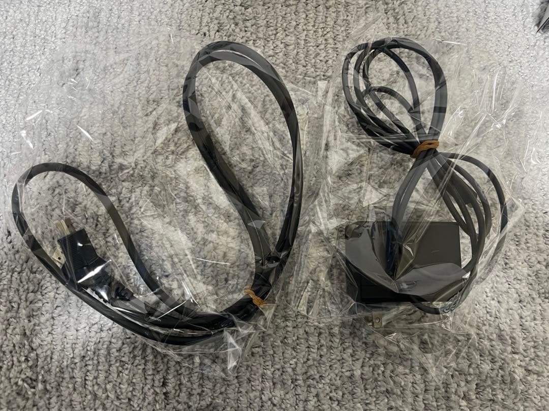 だ*く様 あつまれどうぶつの森　switch本体　ケース付き(付属品全てあり)