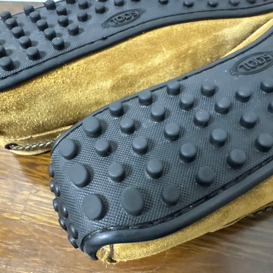 TOD'S ブラウンスエード ローファー