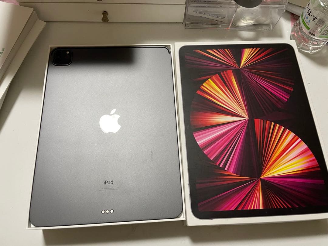 あ*ん様 iPad Pro 11インチ (第3世代) スペースグレー 128GB
