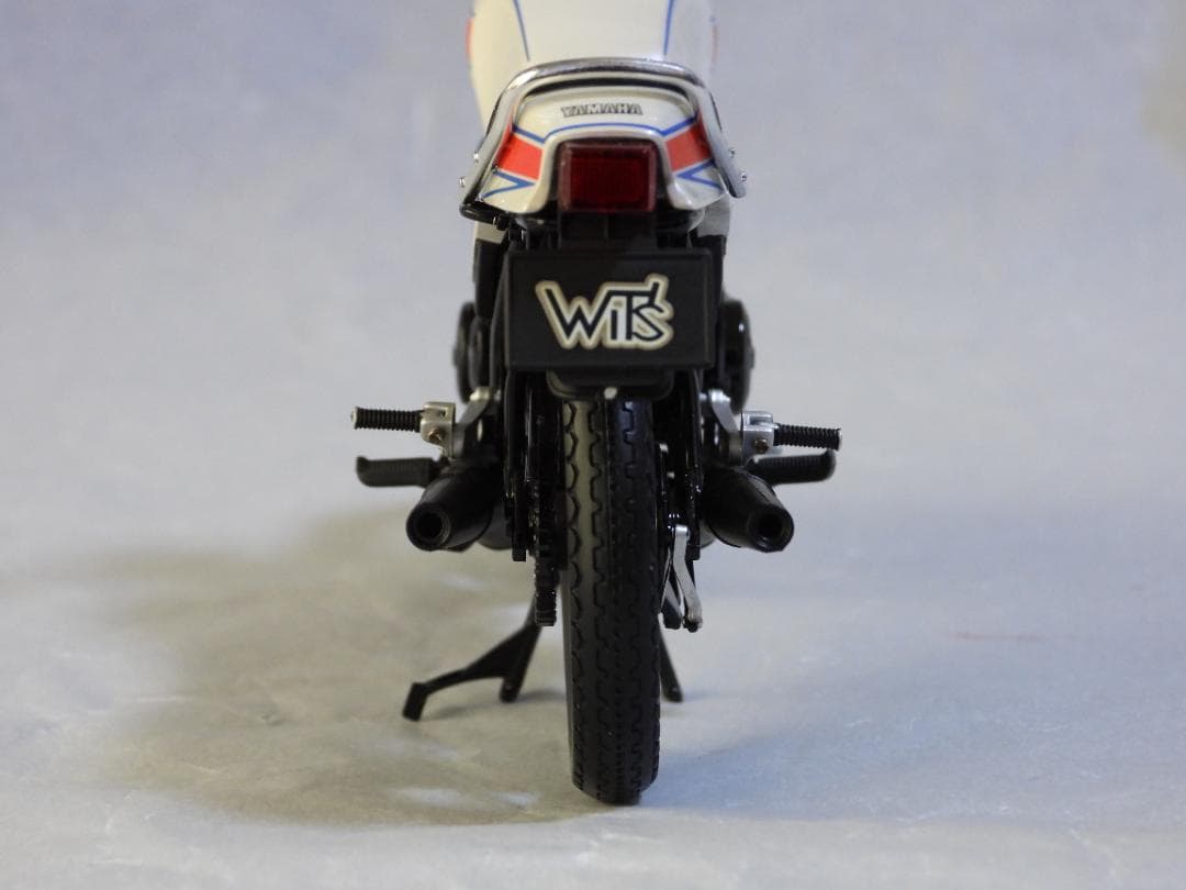 Wit’s YAMAHA RZ-250 1/12　白黒2点　欠陥アリ