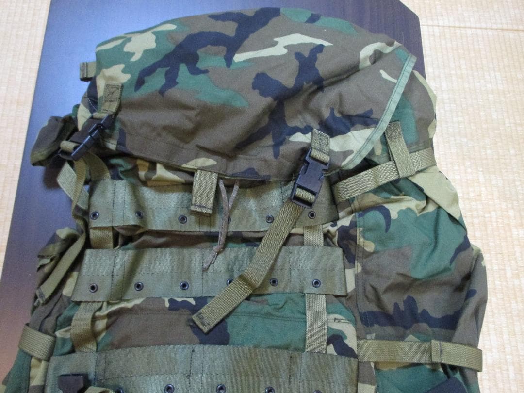 訳アリ品　未使用　米軍放出品　CFP-90　インターナルフレームバックパック