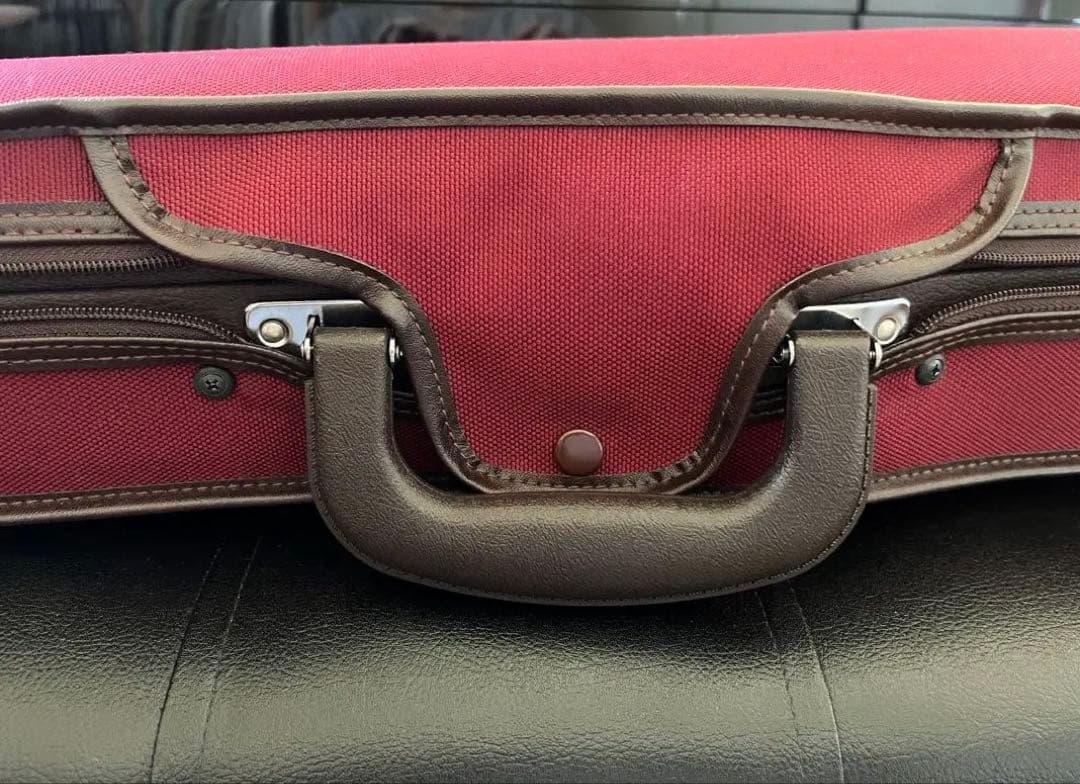 【美品⭐︎お値下げ中】東洋楽器 UL シェル R レッド 4/4用バイオリンケース