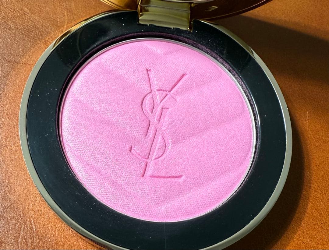 イヴサンローラン　サンローラン　チーク　メイクミーブラッシュ パウダー