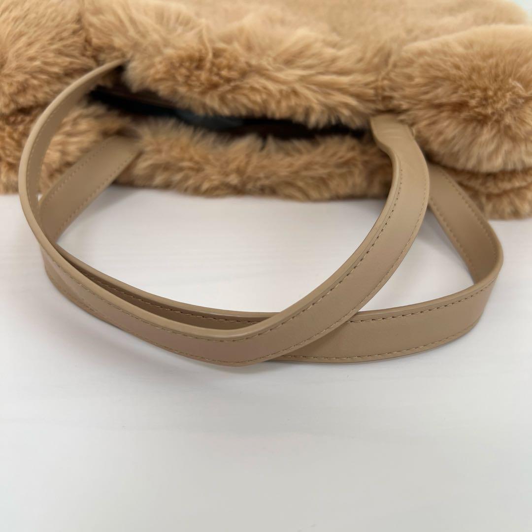 ピンクハウス×青木美沙子ちゃんコラボ　くま型ファーバッグ　茶色