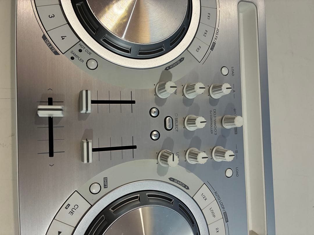 Pioneerパイオニア　 DDJ-WEG03ーW　コントローラー