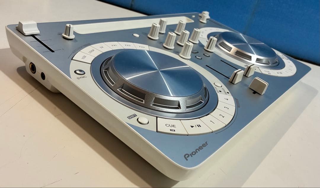 Pioneerパイオニア　 DDJ-WEG03ーW　コントローラー