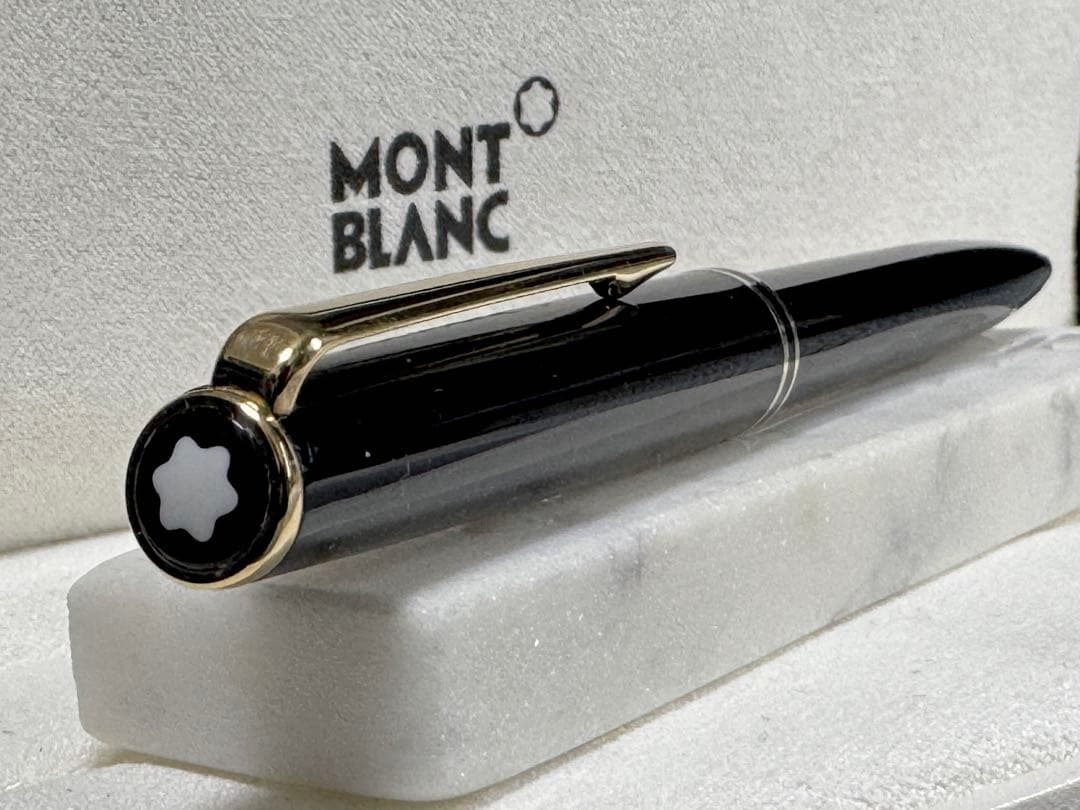 【極美品】モンブラン絶版モデル「CLASSIC」ボールペン　ブラック