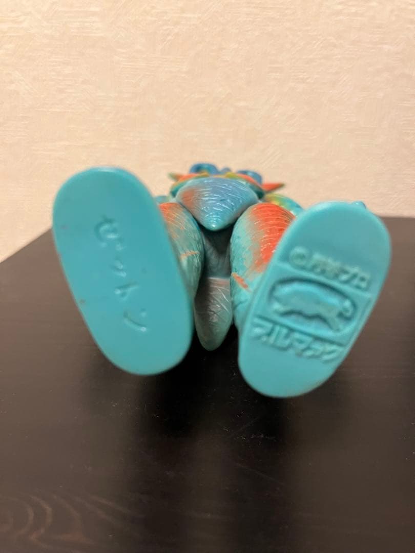 せ*ゃ様 ブルマァク　ゼットン　ソフビ