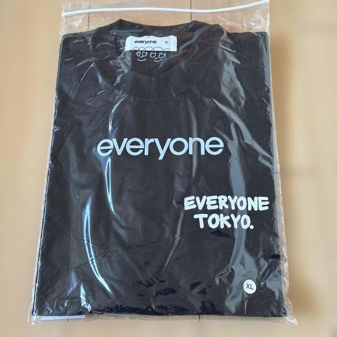**す様 everyone j.30000 logo s/s tee