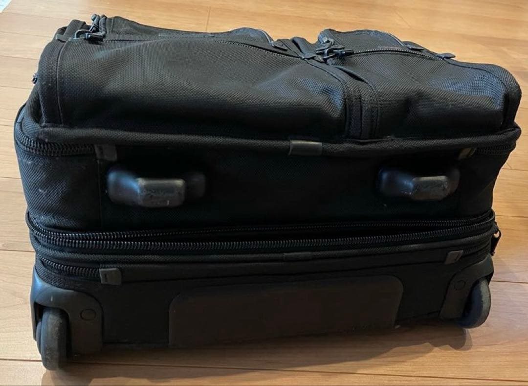 TUMI キャリーケース2輪