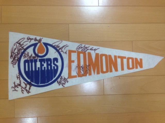 エドモントン・オイラーズ1979年のペナント （グレツキー選手ルーキーサイン）