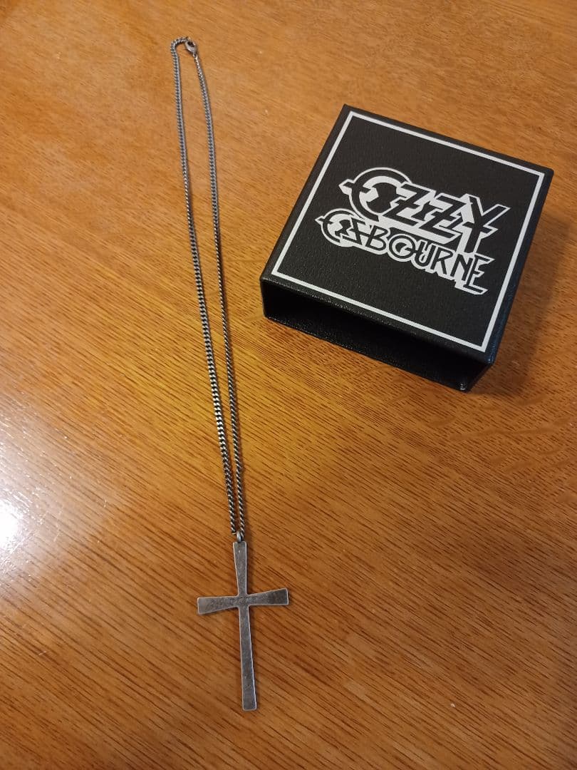 Ozzy Osbourne 十字架ネックレス　オジーオズボーンアクセサリー