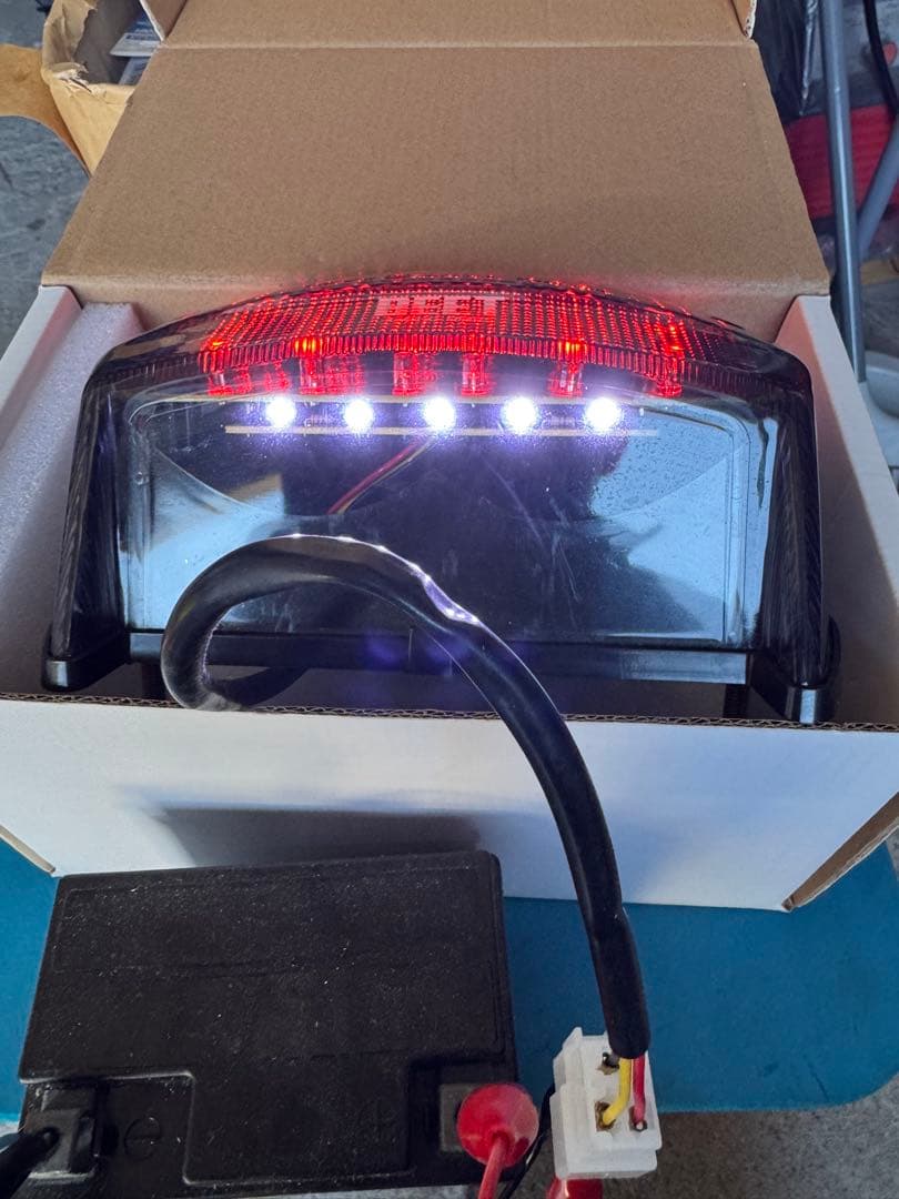 Kawasaki ゼファーX ポッシュ　LEDテールランプ