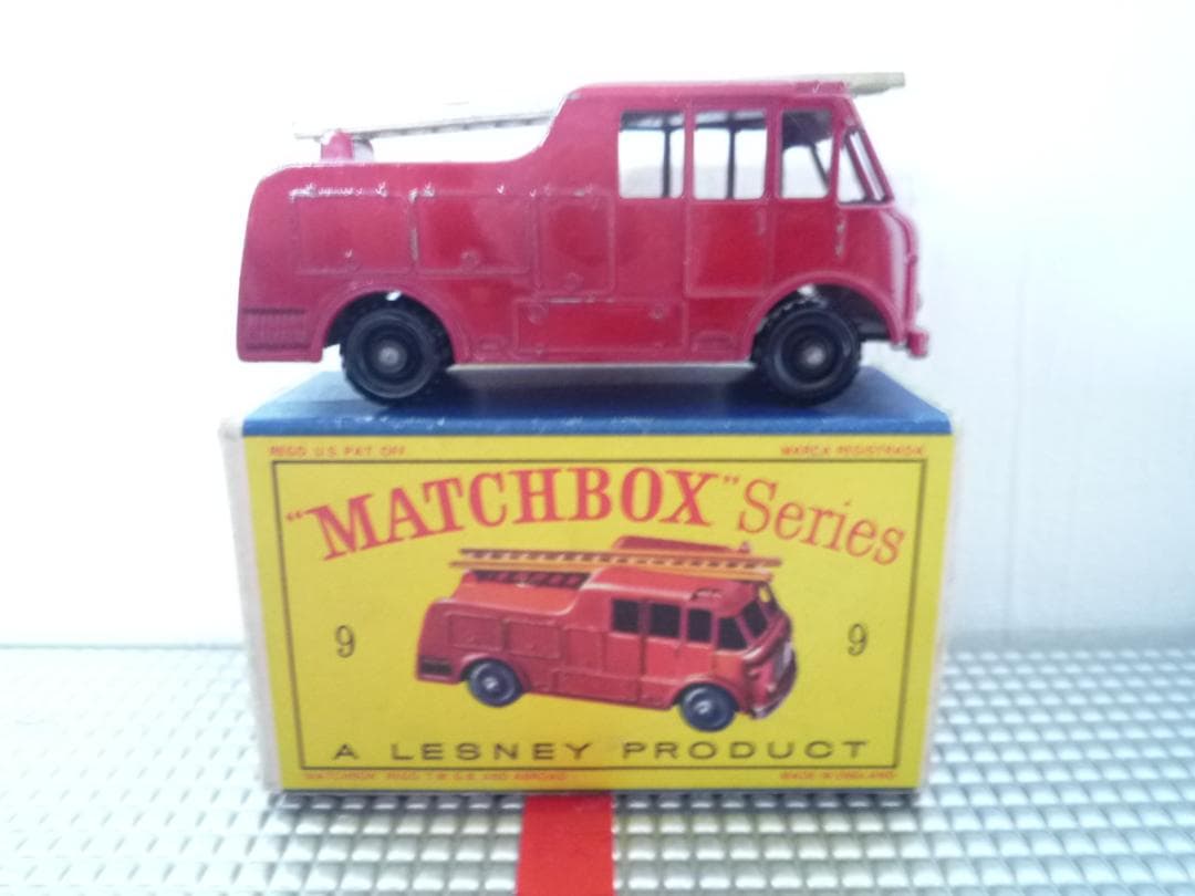 MATCHBOX N°9 FIRE TRUCK 1959